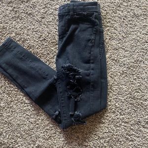 American eagle ripped jeans